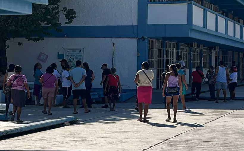 Exigen cambios en la secundaria José Martí tras intoxicación de adolescentes