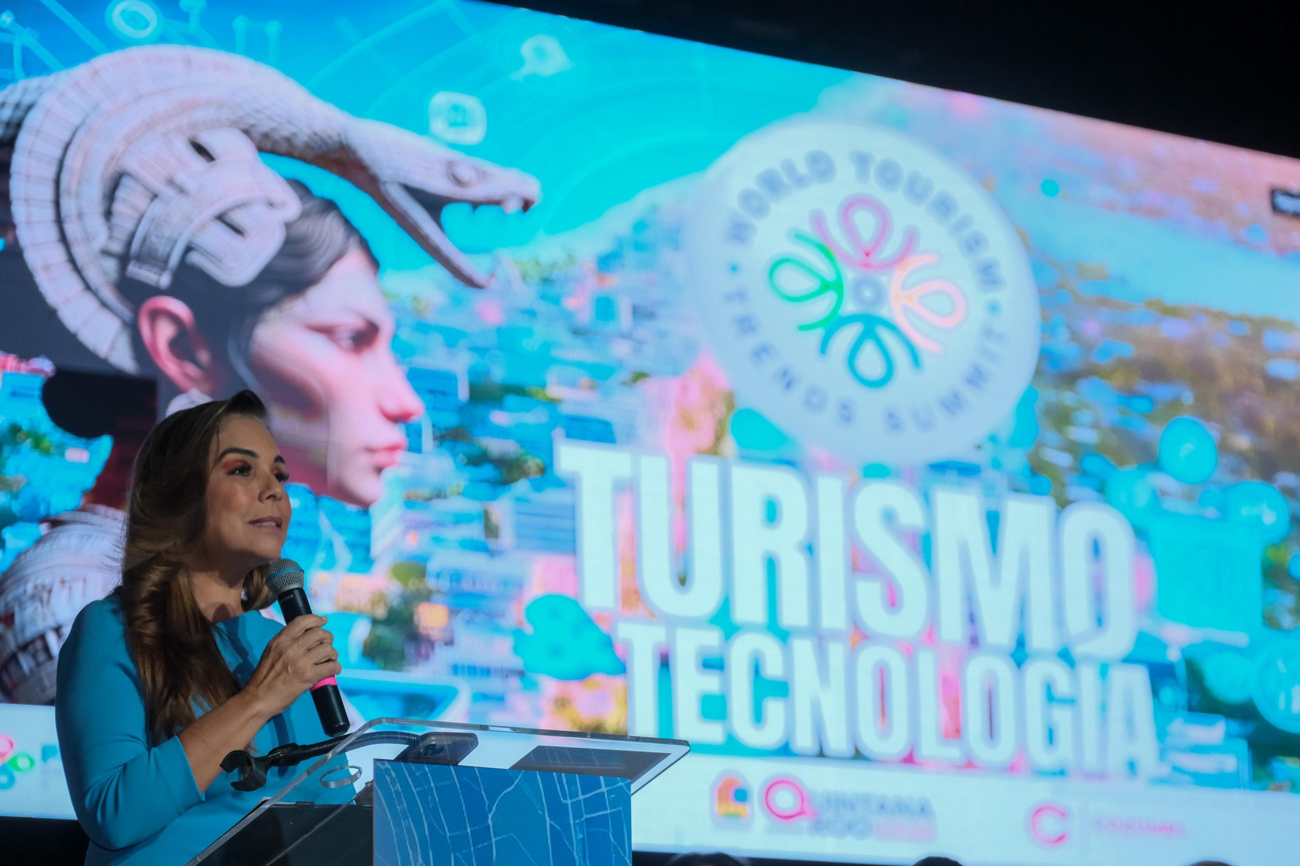 Impulsa Mara Lezama el turismo sostenible y sustentable en el World Tourism Trends Summit en Cozumel