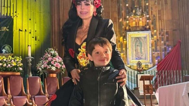 Maribel Guardia cantó las mañanitas a la Virgen de Guadalupe junto a su nieto José Julián