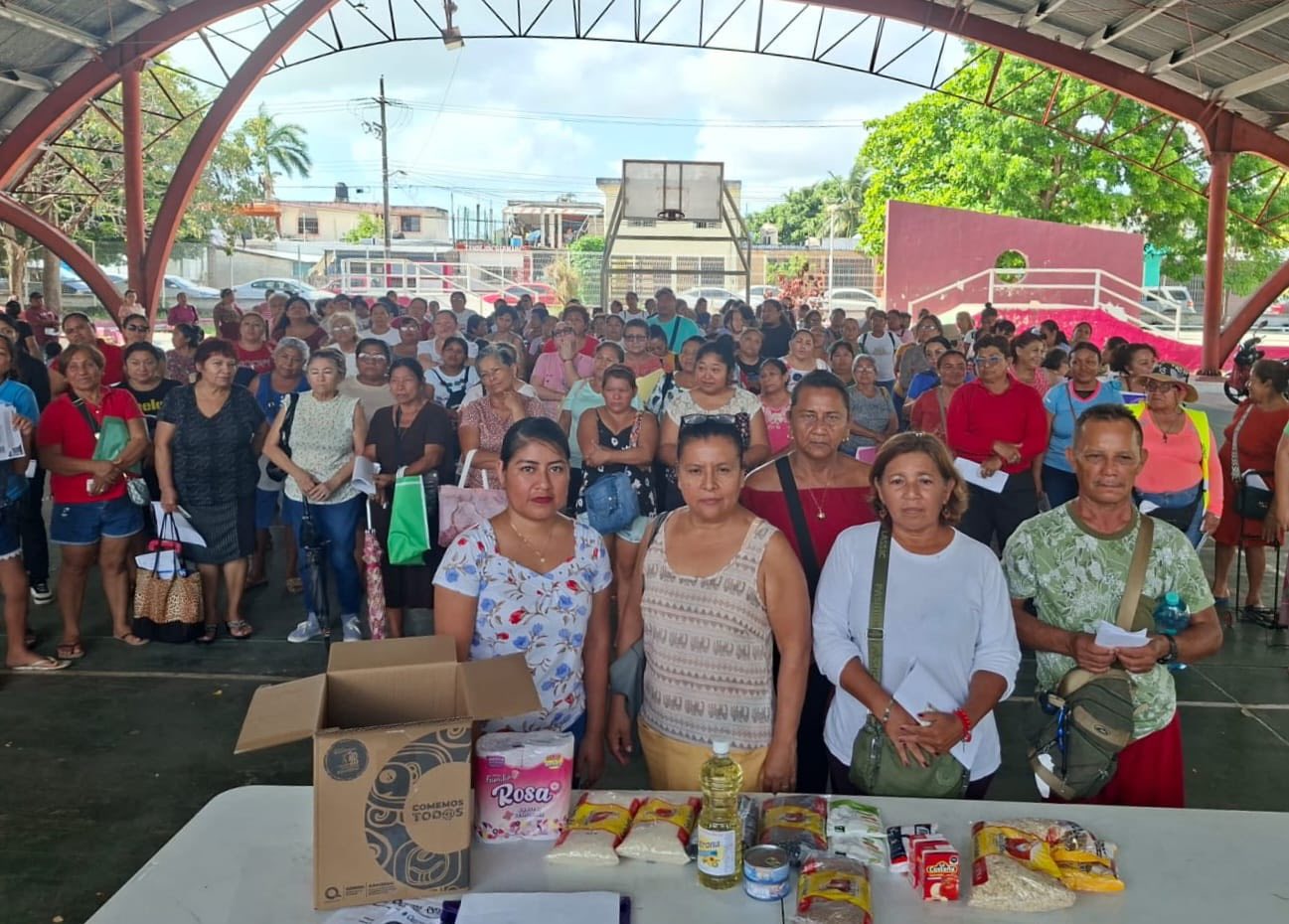 Continúa entrega de apoyos de “Comemos Tod@s” en tres municipios