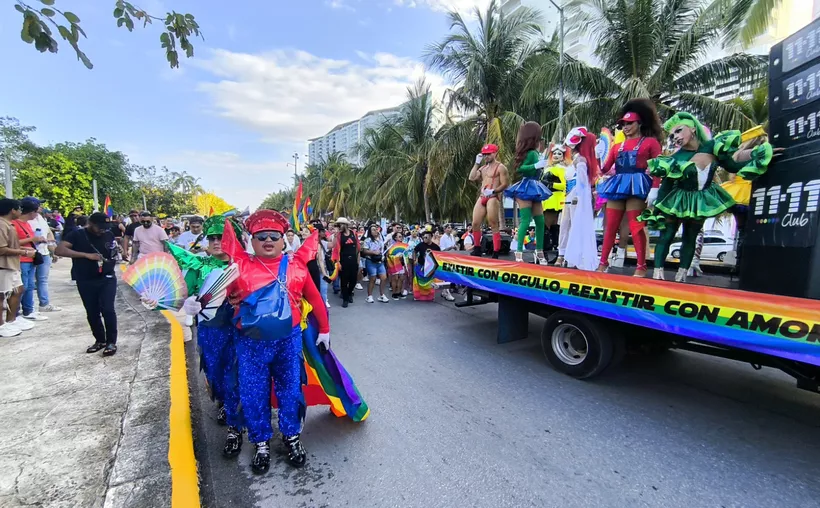 Organizan segunda marcha LGBTQ+ en Cancún