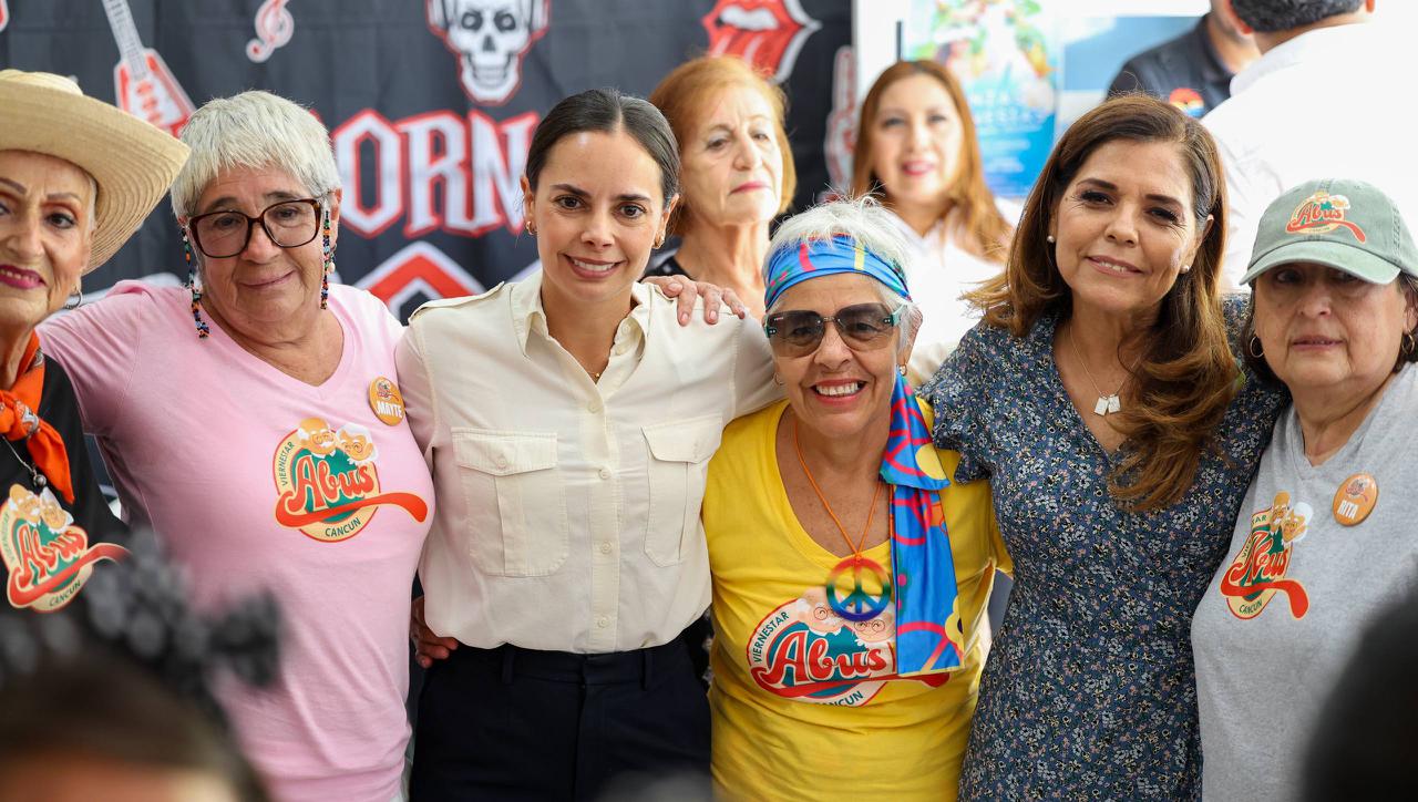 INAUGURAN ANA PATY PERALTA Y VERO LEZAMA “ABUS VIERNESTAR” PARA ADULTOS MAYORES