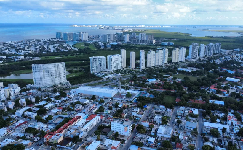 Detectan 10 asesores inmobiliarios sin matrícula en Quintana Roo