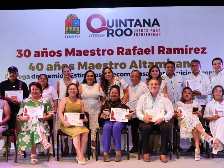 Con entrega de premios y medallas, Mara Lezama reconoce vocación y trayectoria de 366 docentes quintanarroenses